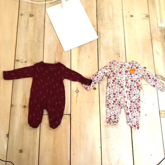 Carter's NWOT Red Floral Sleepers Set of 2 Red Cream 100% Cotton Newborn - Picture 1 of 11